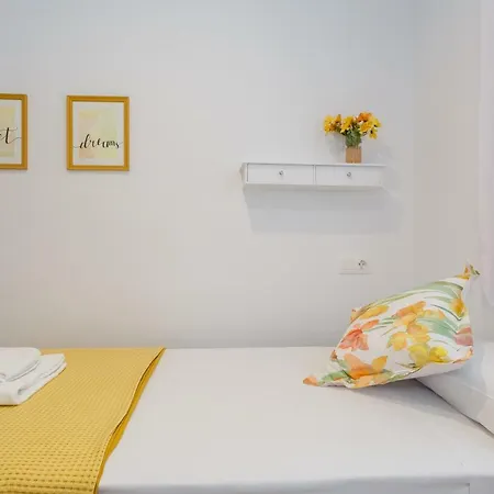 Apartment Casa Ros-playa Free Parking By Cadiz4rentals Cadiz